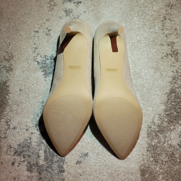NWOT Marc Fisher Darren 2 Heels, Natural, ~9.5 - Picture 4 of 5